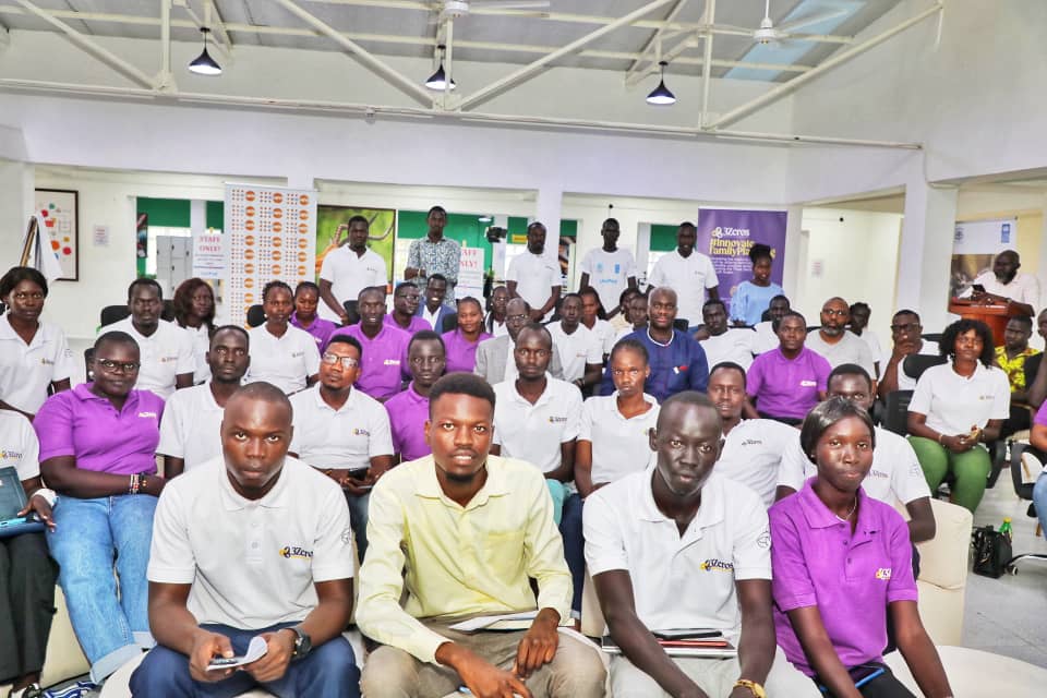 UNFPASouthSudan's tweet photo. Disrupting inequality &amp; realizing SDGs requires  removing barriers between women, girls &amp; their rights &amp; choices 

#UNFPA 🇸🇸concluded a 3 day training with young people on #InnovateFamilyPlannning with solutions to increase SRH services, reaching the last mile
#Musharaka4Tanmiya https://t.co/ylm0rmn6p4