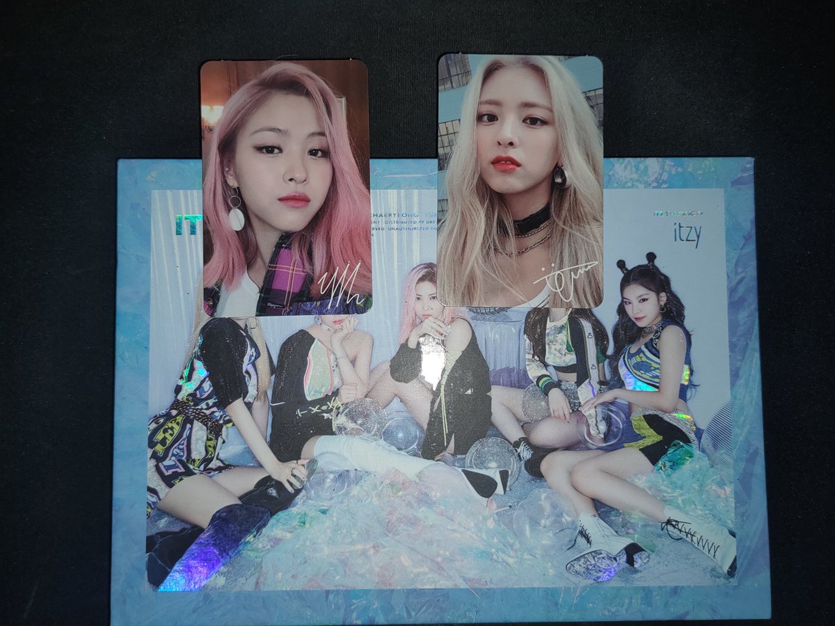 likei_needubeb's tweet photo. ขายบั้มหรือหาแลกการ์ดไอยูครับ
-sign yeji mwave 1200//รวมส่ง
-่ICY 300//รวมส่ง
-Notshy มีของแถมตอนพรี แต่ไม่มีโปส 480//รวมส่ง 
ลดได้,สามารถขอดูรูปเพิ่มเติมได้ครับ หากกลัวเรื่องความปลอดภัยสามารถคุยในไอจี ไลน์ได้ครับ
#ตลาดนัดไอยู #ตลาดนัดiu #ตลาดนัดitzy #ตลาดนัดอิทจี https://t.co/cL1ynQckll