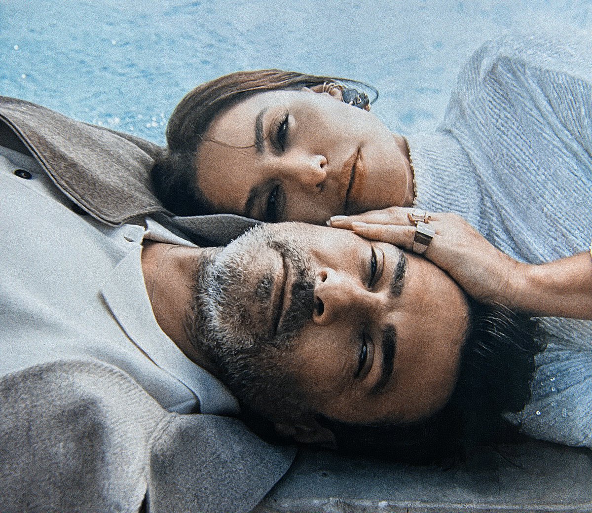 mar_dizi's tweet photo. EvBar × hello dergisi ❤️‍🔥
• #evrimalasya • #barışkılıç • #kivmer https://t.co/env2Li9N3S