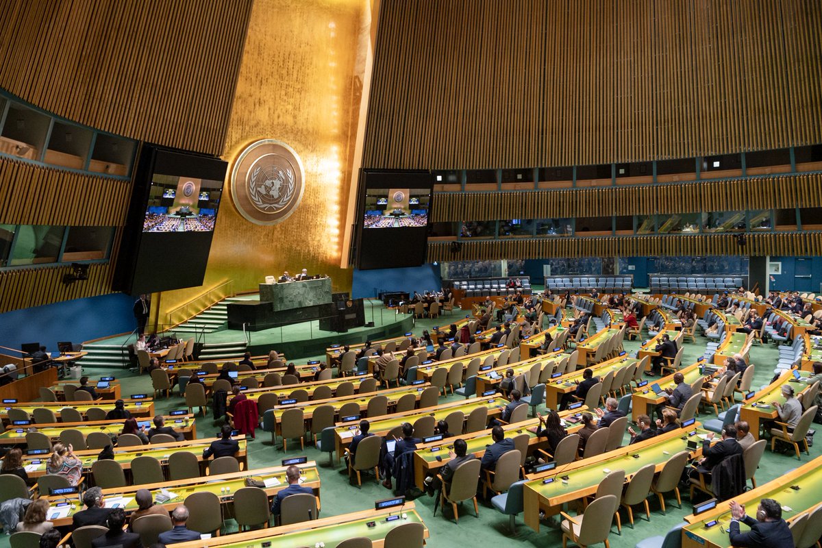 Today, the United Nations General Assembly adopted 3 Political Declarations covering universal health care; work to end tuberculosis; and pandemic prevention, preparedness, and response. 👏

I thank the Co-facilitators for their leadership and hard work, and I thank all Member