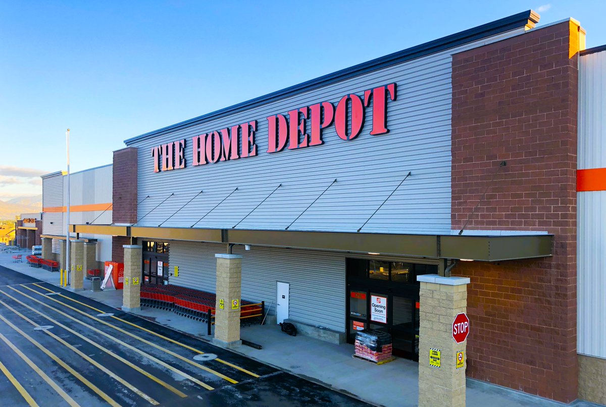 RobCon_Co's tweet image. We&apos;re delighted to share that Robinson Construction Co. has successfully completed another project in partnership with Home Depot, this time in Saratoga Springs. Thank you to everyone involved in making this project a success.

#RobCon #TheHomeDepot #SaratogaSprings
