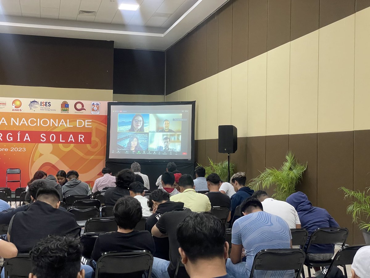 kcedano's tweet photo. Muy bien llevado por @dulcemguevara el conversatorio sobre energía solar térmica en la #SNES47 de la @anes_oficial con @danugarcia @katiabernal7 y #CarlosPerez https://t.co/INuPTXSmjE