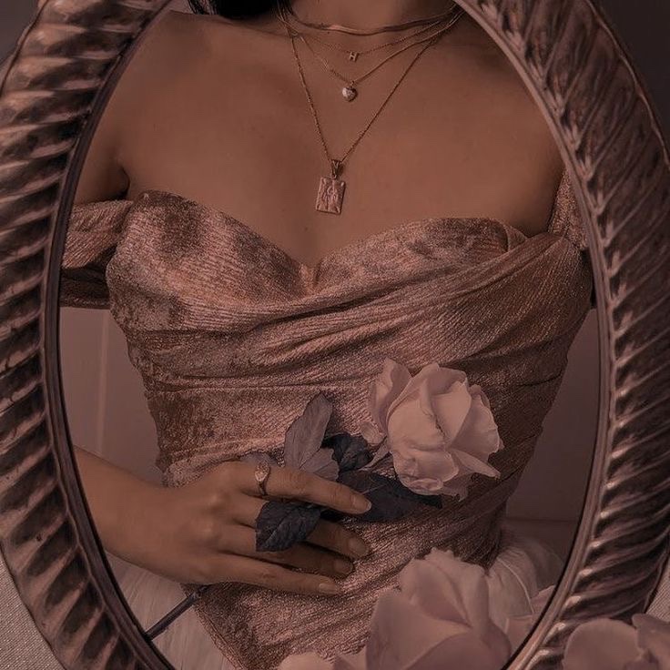 go to pinterest and search:   

your name + mermaidcore  
your name + vampirecore 
your name + fairycore  
your name + princesscore

🥰✨🧡🧚‍♀️