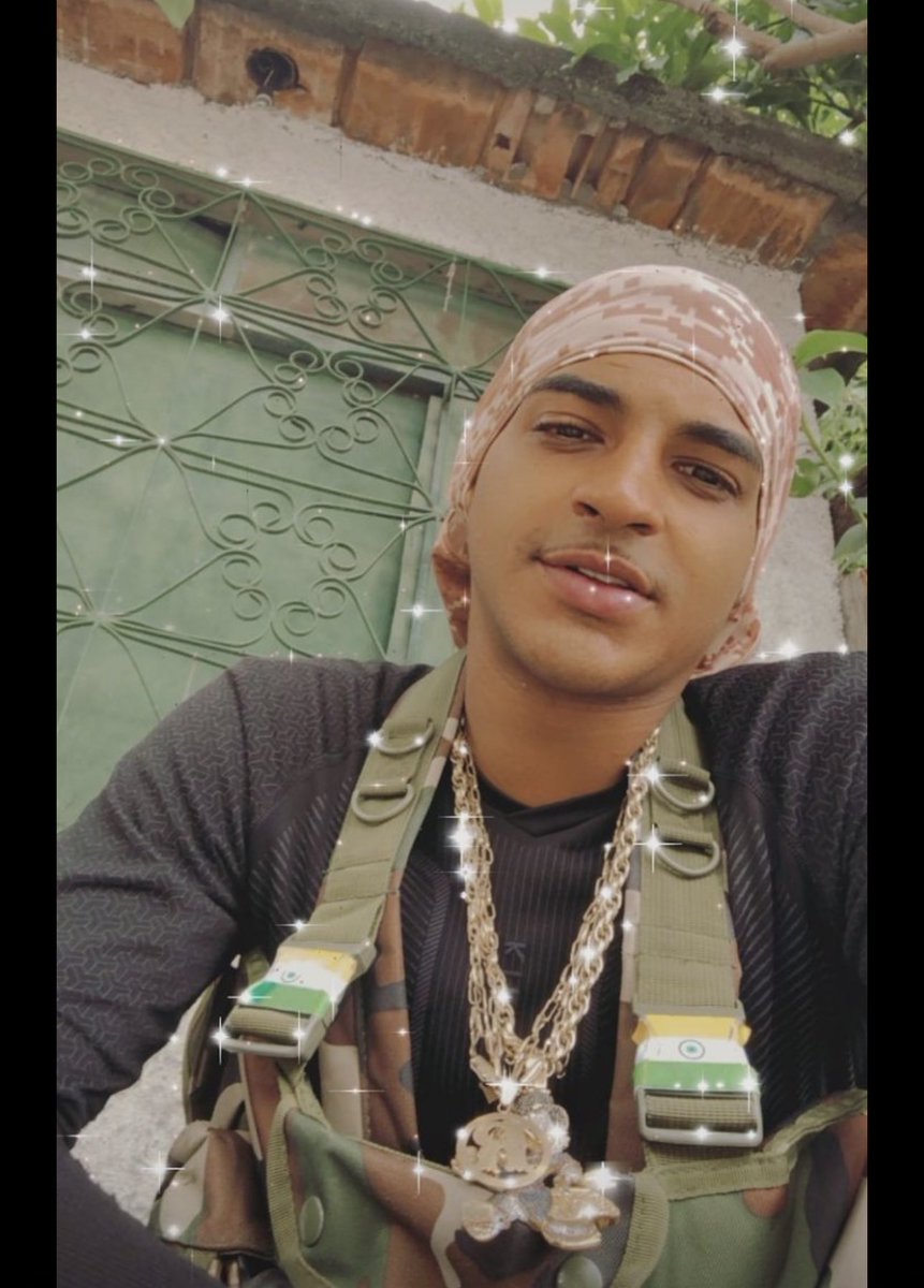 Você vive em mim , eu te amo jamais te esquecerei meu jogador caro 🌹🌟✨