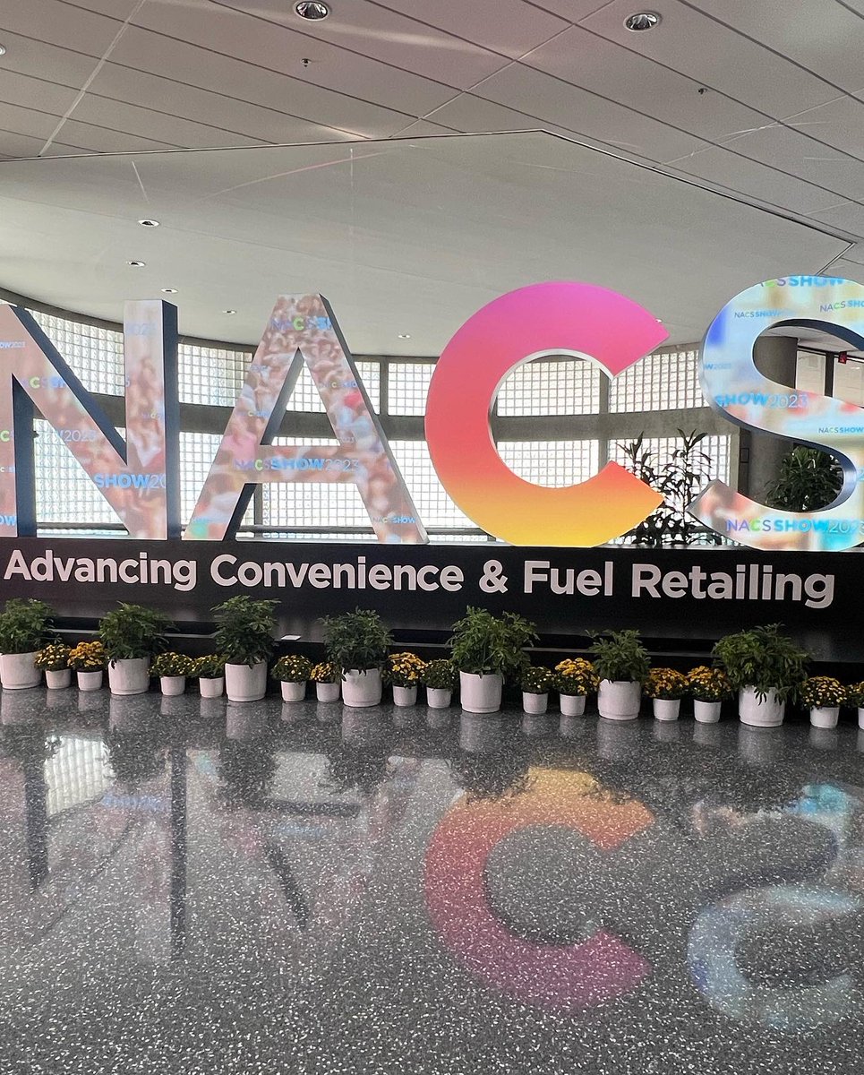 Multiplex_bvrg's tweet image. Don’t forget to stop by our booth today!! We are in booth #C7823 

Come out and try a drink from our Fresh Blender 🤩

#aligroupfs #welbilt #multiplexbeverage #NACS2023 #NACSShow #beveragedispenser #freshblender