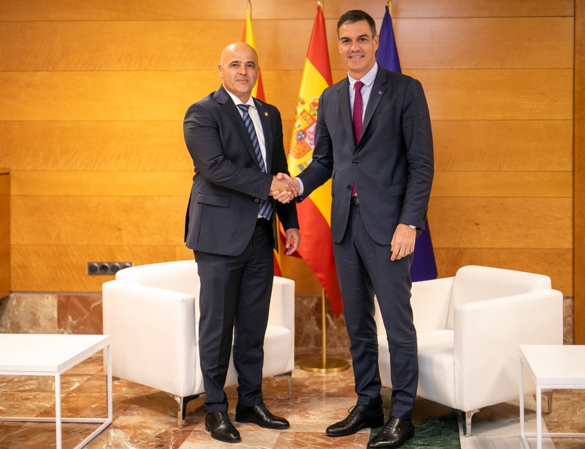 Влада на Република Северна Македонија tweet media