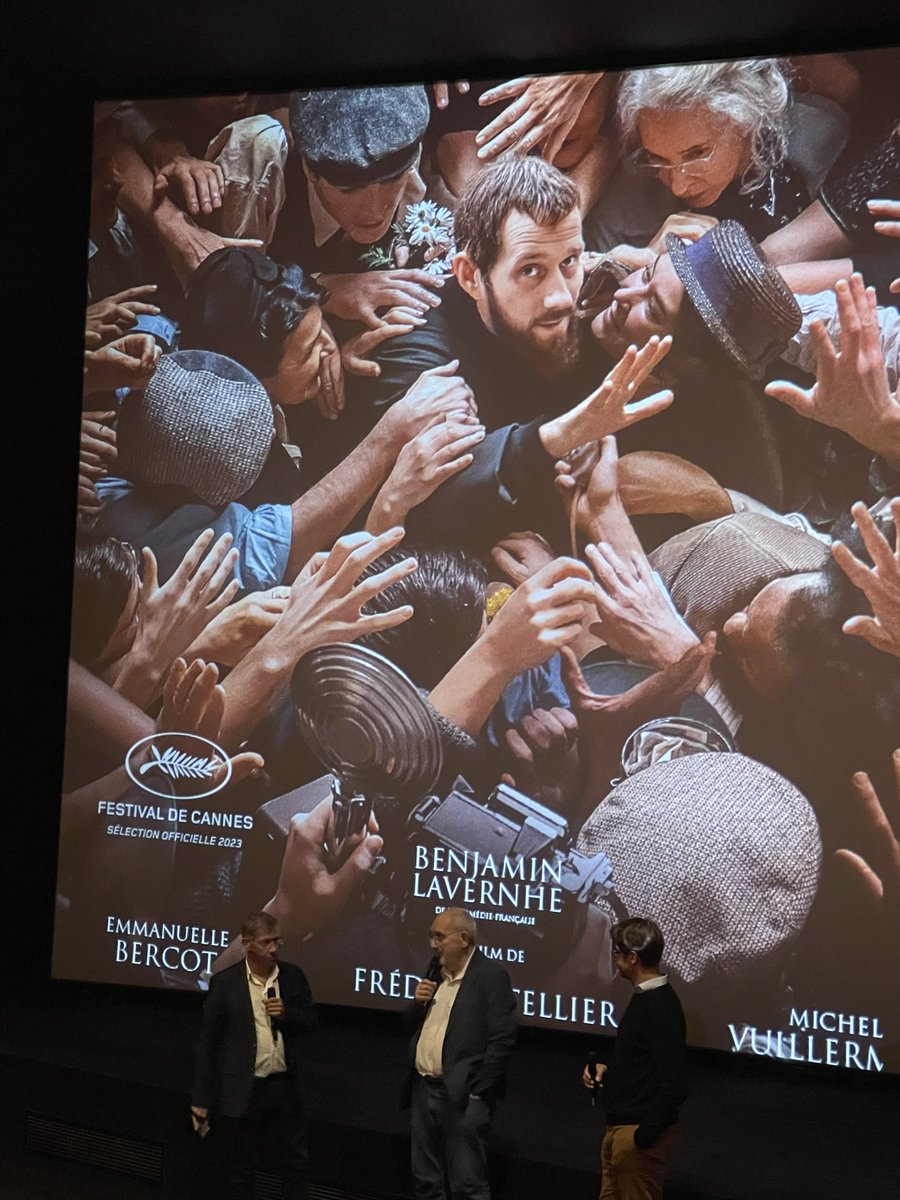 Zineb2k's tweet photo. #Inclusiondays chez @BNPParibas
Merci pour l’invitation à l’avant première de l’#Abbepierre #uneviedecombats @antoinesire @CarolineCourtin @BNPP_MixCity @FondationBNPP @GiordanoIsabel https://t.co/QVL7UsKCnU