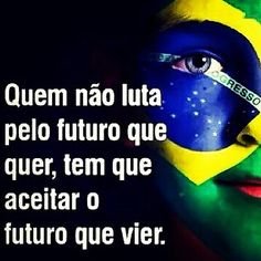 MaluNogueiraPT's tweet photo. A polícia do RJ: 
"Linha de investigação é execução por engano pq uma das vítimas seria parecida com filho de miliciano"

Jornais estão comprando a idéia!

3 famílias enterram seus filhos... 
Quem se importa. Esse é o Twitter...😔

#SucatearamAposentados
#LulaEstamosComVoce https://t.co/9lskqwxyNZ