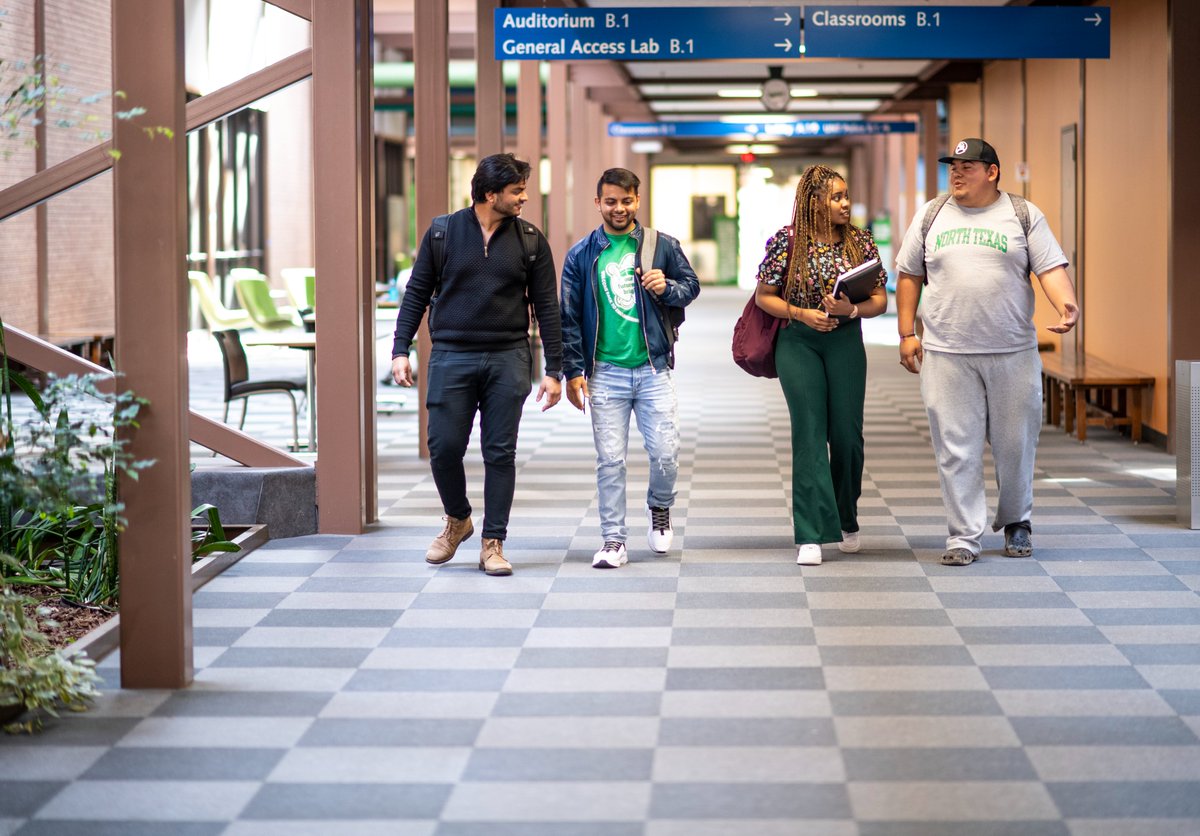 The students most frequently served by the Center for Student Affairs at Discovery Park are older than #UNT main campus students (mean age of 23) and 82% are seniors or post-graduate students. @DPLife_UNT recorded over 2,000 student engagements in Spring 2023. #DSAByTheNumbers