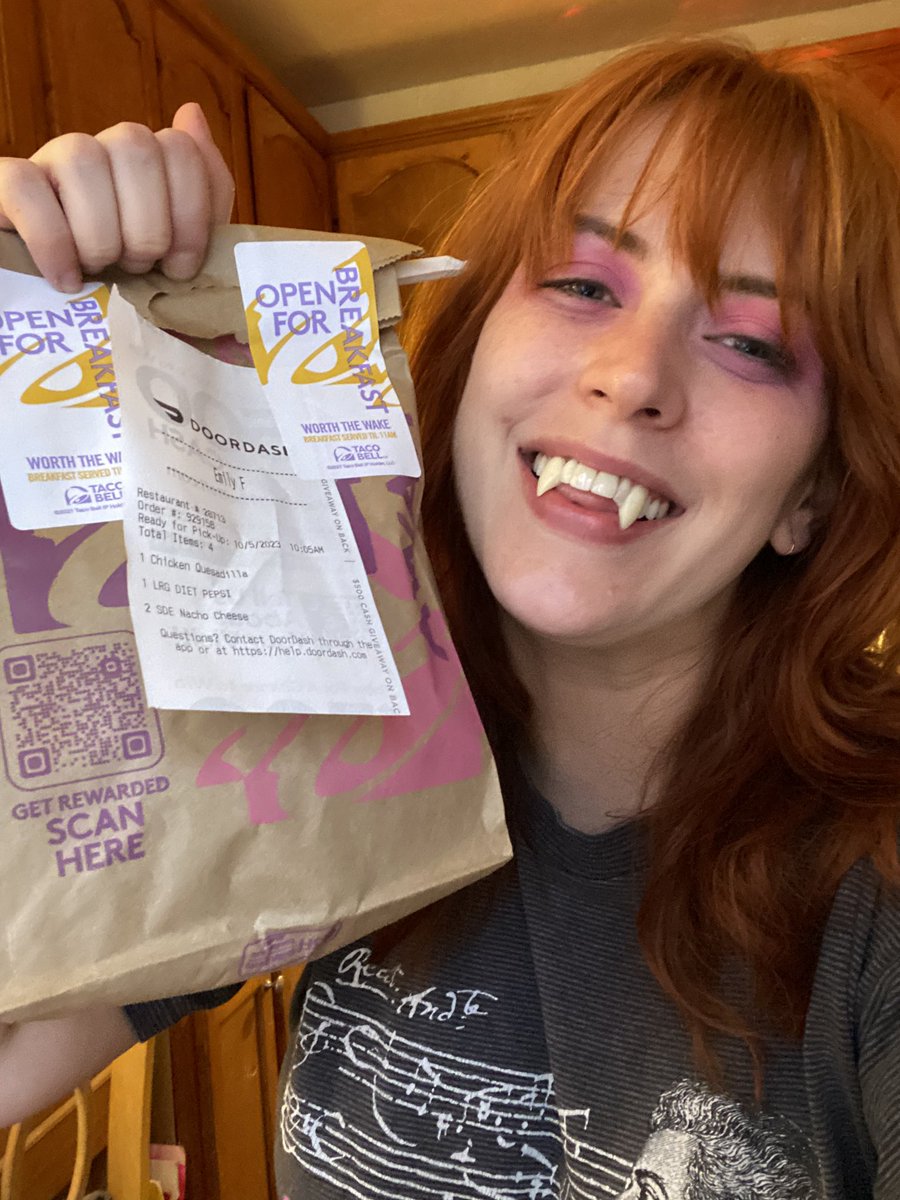 Emily Fleming tweet media