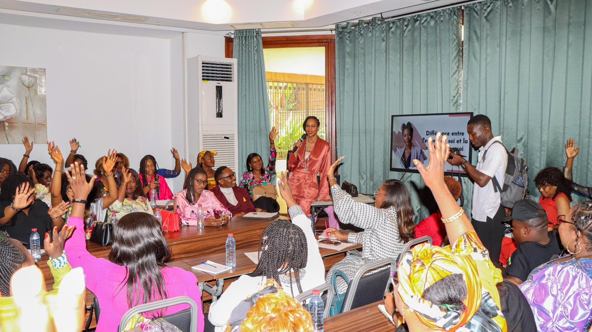 Divers ateliers "Femmes Leader et Style", "Vie Professionnelle et Vie Privée", "Estime de Soi", respectivement animés par <a href="/Carole_M_Elongo/">Carole MBESSA ELONGO</a> , Al-Nita Mouen, <a href="/latiwa/">Cathy latiwa Amato</a>  ont su édifier les femmes venues nombreuses pour échanger. Que de beaux moments!