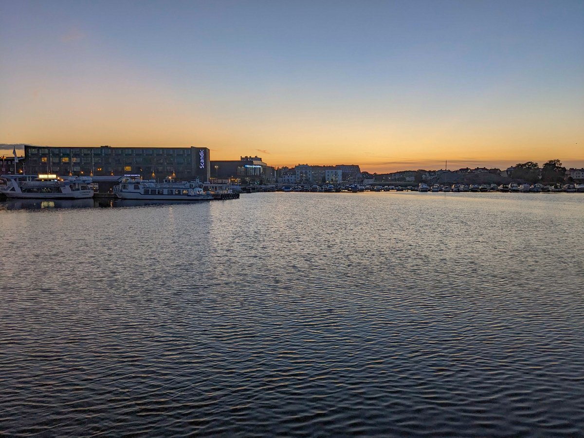 #ERMSEI at #BTH: Future #PhDs dove into empirical research for 5 intense days👩‍🎓👨‍🎓. Big thanks to Prof. Harald Störrle &amp; shoutout to Prof. Daniel Mendez of Blekinge &amp; Fortiss. Excited for next year! Safe travels from Karlskrona! 🙏💚