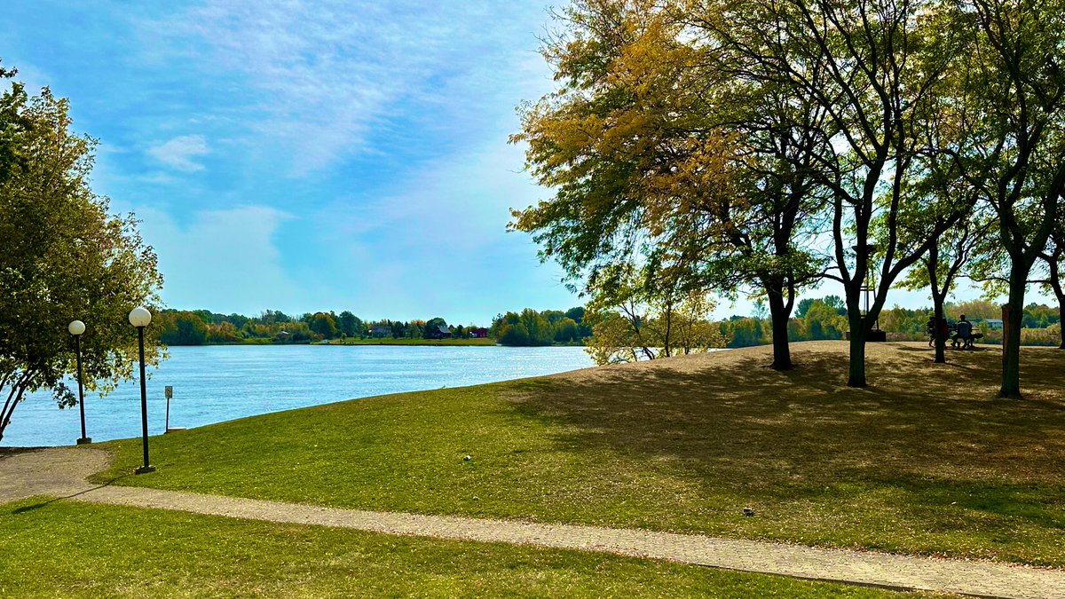 AndreSLeger's tweet image. Thank you @whatsinsideslc #CornwallSLC campus for the beautiful day - happy to connect with so many friendly faces…  #ProudtobeSLC