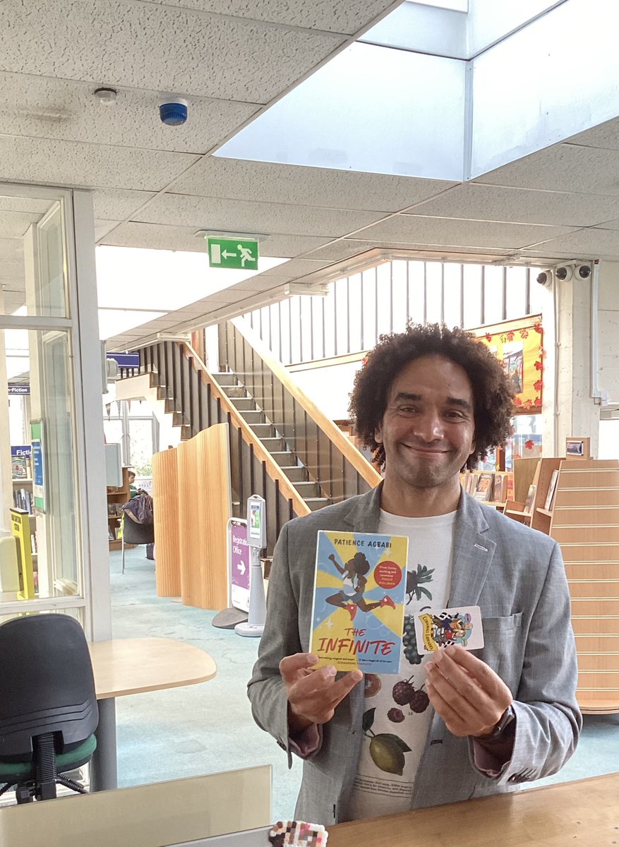 Celebrating #GreenLibrariesWeek & #NationalPoetryDay with a 'Plastic Pollution' poem by #ChildrensLaureate  Joseph Coelho. 
Inspired by Joes recent #librariesmarathon visit to Launceston Library , we’d like to promote @booktrust's #PoetryPrompts today.