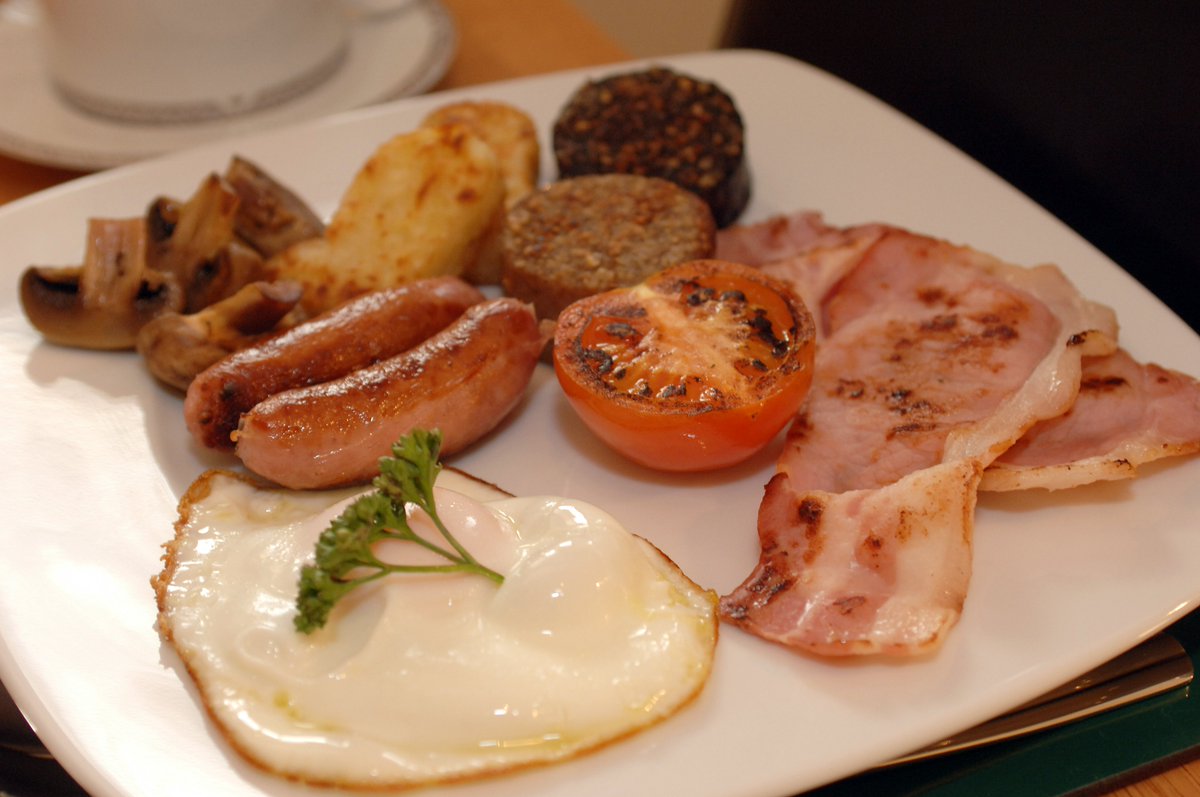 We’re a small B&B in #Carlow with big heart and BIG flavour! Our legendary Full Irish Breakfast proves that great things come in small packages. Check out our #TripAdivisor reviews to find out more #BreakfastGoals #TheFullIrish #Irelandsancienteast #offthebeatentrack