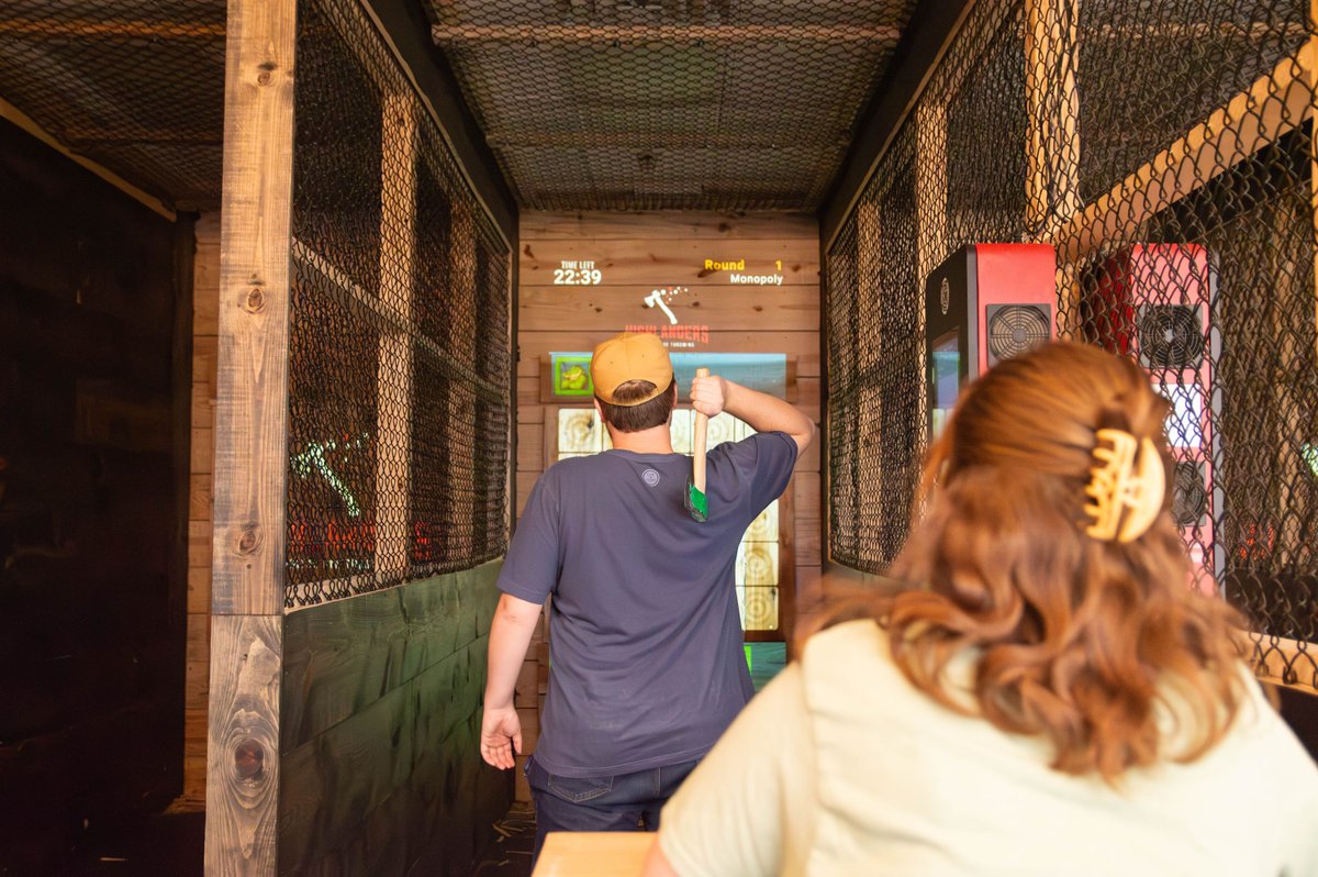 highlandersmain's tweet photo. Axe throwing solo can't compare to axe throwing with others. 🪓 
#axethrowing #axes #axe #smallbusiness #community https://t.co/hlnNVr7hq6