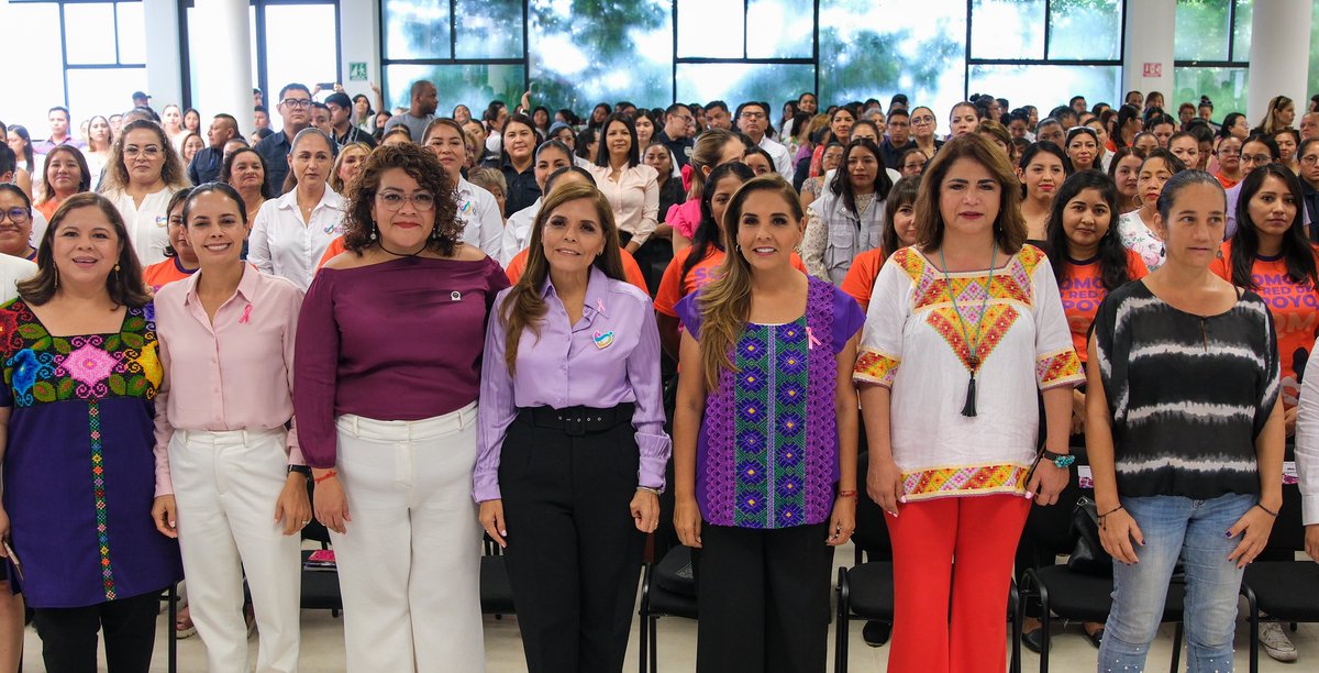 MaraLezama's tweet photo. ¡Seguimos sumando esfuerzos para hacer justicia a nuestras mujeres¡ Con la Segunda Edición del Encuentro Interinstitucional “Somos tu Red de Apoyo Quintana Roo” fortalecemos las políticas públicas para prevenir, atender y erradicar la violencia contra las mujeres y niñas de la entidad. 🙋🏻

¡En #QuintanaRoo ninguna mujer está sola, porque #YoSiTeCreo! Con un #NuevoAcuerdo estamos logrando que todas estén empoderadas, sean libres y autónomas.  La nueva Ley de Seguridad Ciudadana, la estrategia #MujerEsPoder, los centros de justicia, albergues y refugios es muestra del compromiso con su bienestar.  

Agradezco profundamente a la titular de la @CONAVIM_MX @FabiolaAlanis_S por todo el apoyo para tenderle, de corazón, la mano a cada víctima de violencia. 

#UnidasParaTransformar