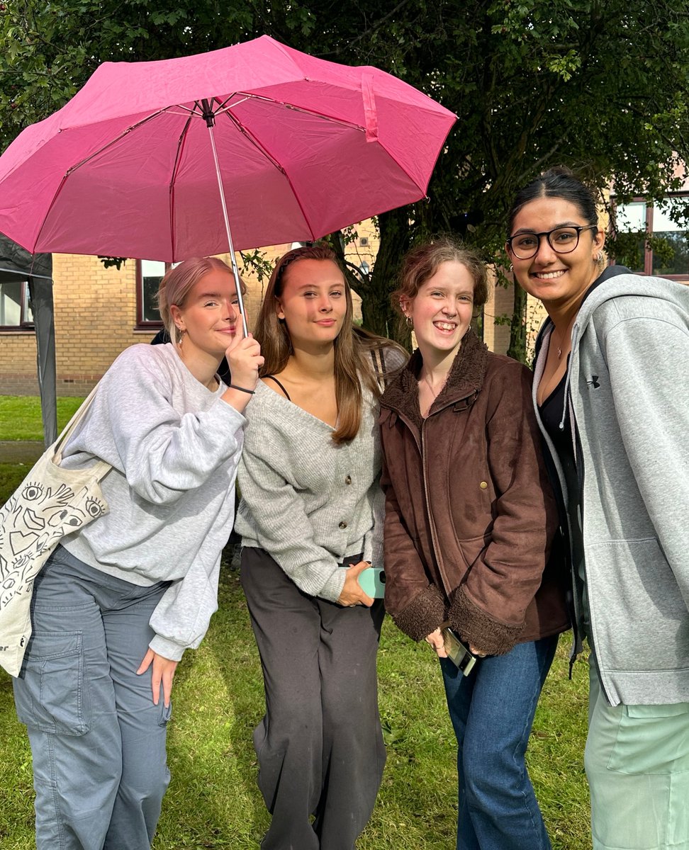 dwell Student Living tweet media