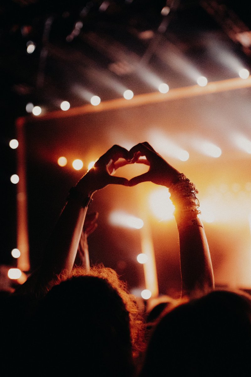 5 Seconds of Summer tweet media