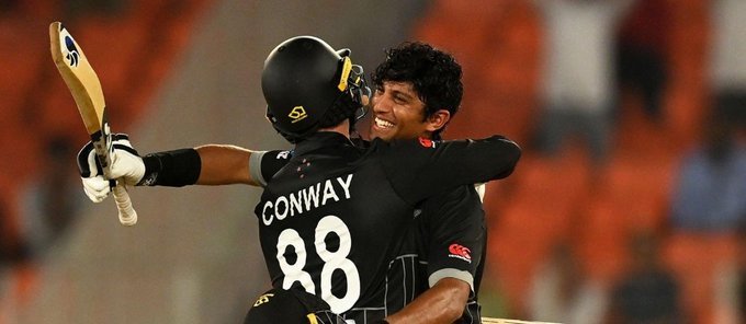 Highest Partnership for New Zealand in ODIs

J. Marshall & B. McCullum - 274 for 1st Wicket vs 🇮🇪

R Ravindra & D Conway - 273* for 2nd Wicket vs 🇬🇧

L Ronchi & G Elliott - 267* for 6th Wicket vs 🇱🇰

#CWC2023 | #NZvENG