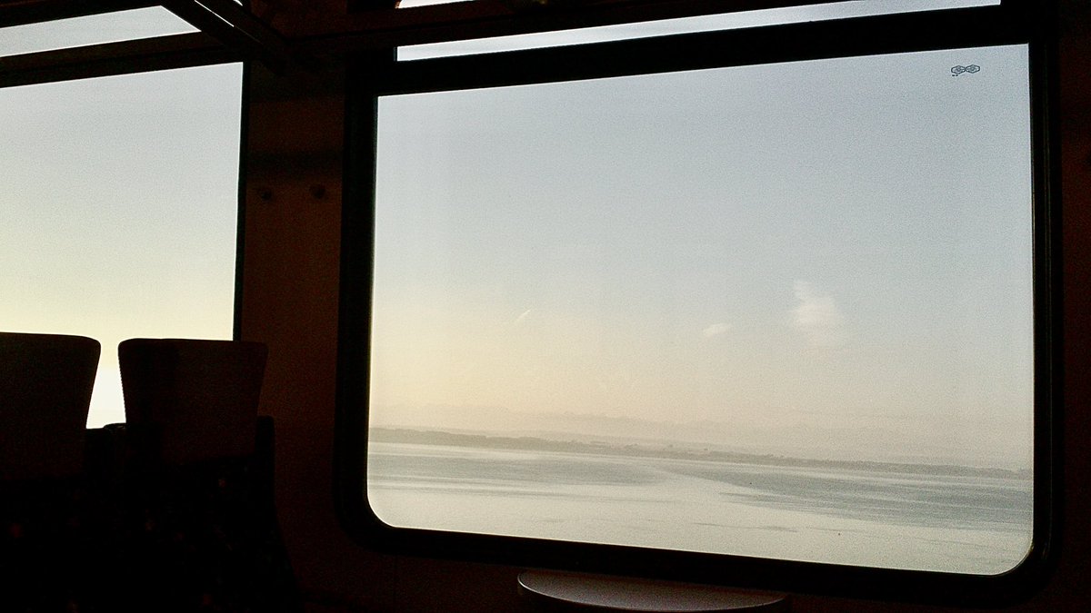 la_mennulara's tweet photo. Cloudy thoughts #photography #picoftheday #photooftheday #landscapephotography #landscapes #smartphonephotography #streetphotography #swiss #Switzerland #neuchatel #valdetravers #train https://t.co/DYLffukj2U