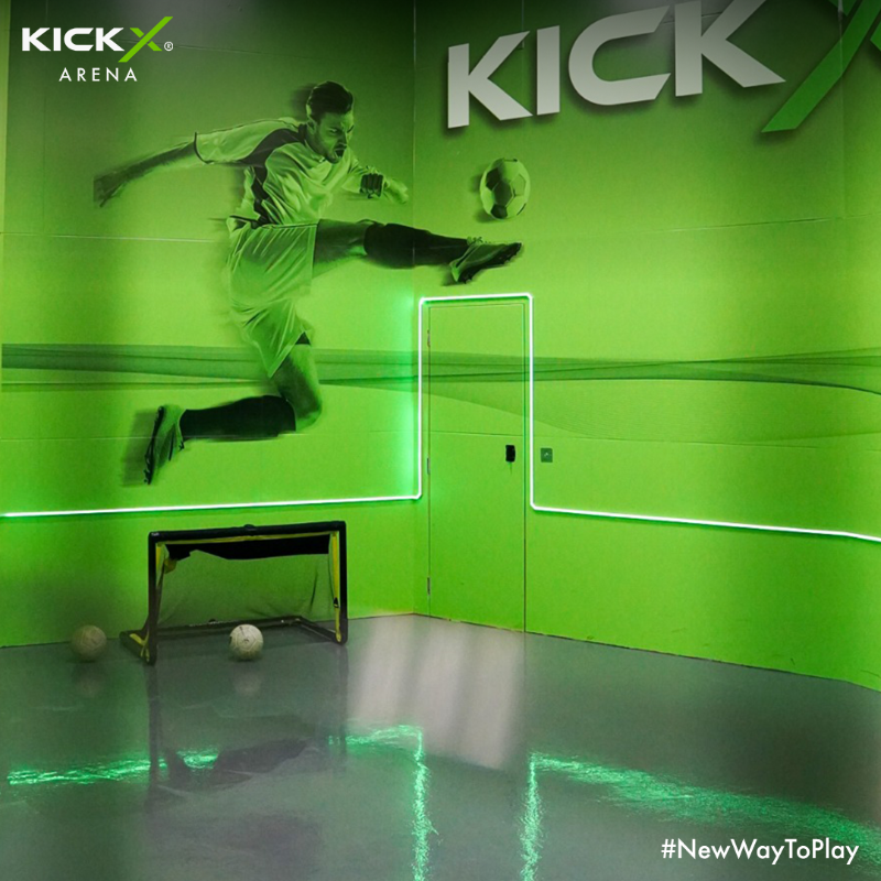 kickxfootball's tweet photo. Our panna courts are looking fresh this evening! Who's coming down to play a match? β½
Fancy giving #Panna a go yourself? Book now by visiting our website π€©
#NewWayToPlay | #JoinTheFootballEvolution | #Surrey | #Addlestone | #Football