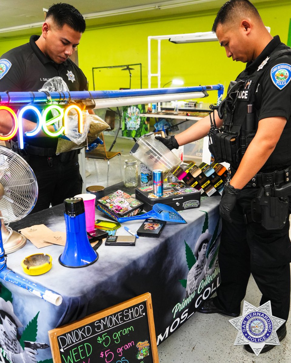 SanBernardinoPD's tweet image. JUST IN!!

@SBPD_CHIEF

#SBPD #NotInOurCity #SanBernardino #Police #gettingafterit