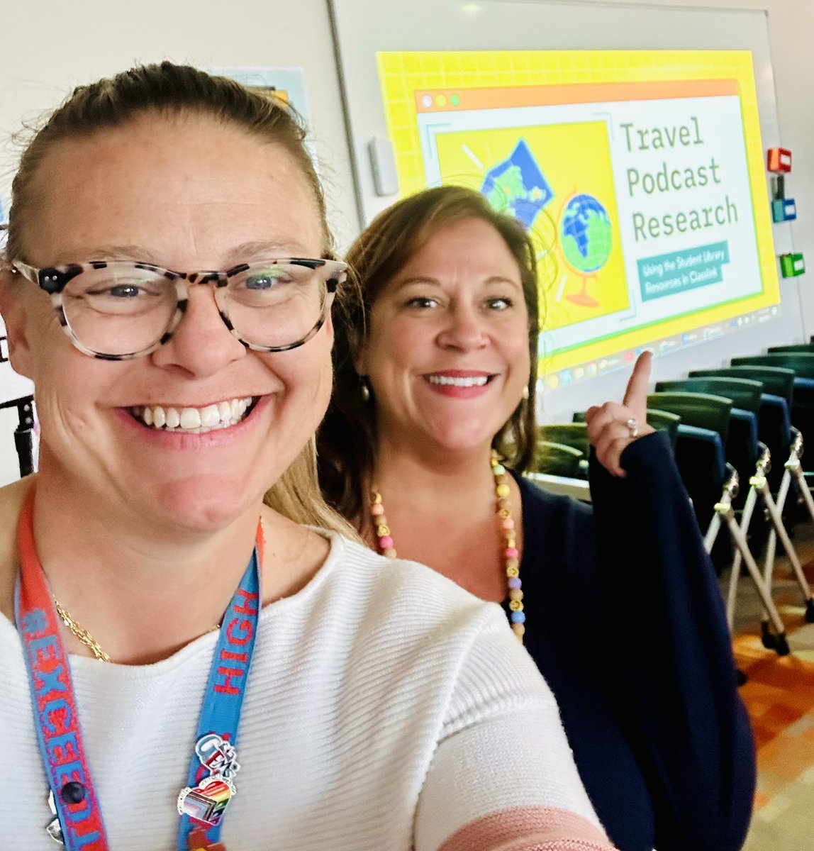 All smiles as Mrs Claunch and I partnered up to teach her AVID students in the library! They will be using @CultureGrams in a podcast project featuring a Latin American country in honor of Hispanic Heritage Month! @LIBRARIESinRISD #RISDHonorsHeritage #RISDWeBelieve