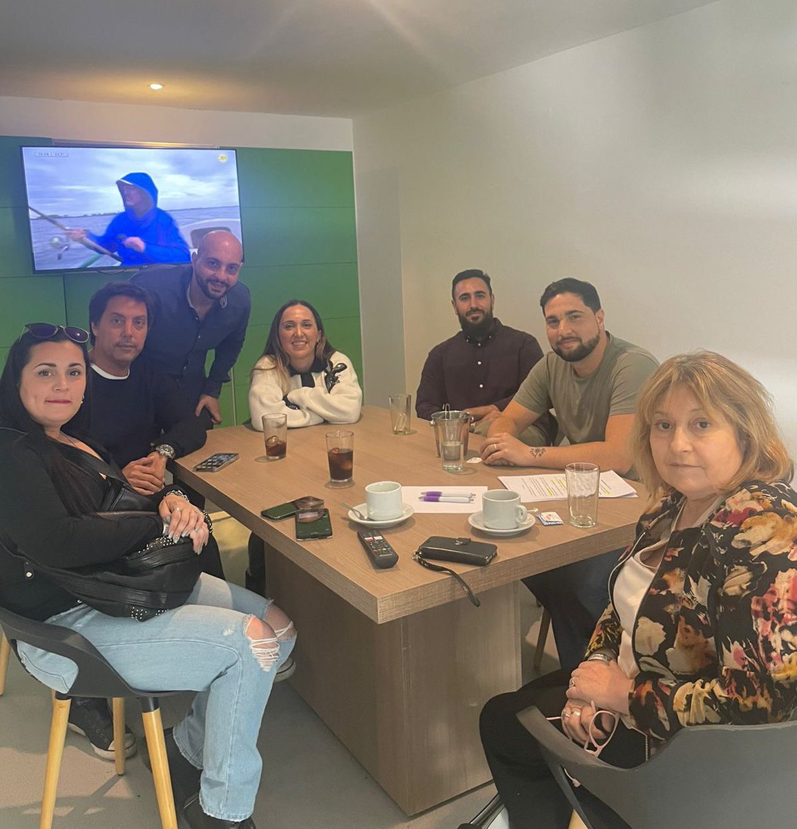 Apoyando a <a href="/MainieriOk/">Nicolas Mainieri</a> candidato de nuestro espacio <a href="/confianzapubli/">Confianza Pública</a> en el debate por la Comuna 11 💪🏼