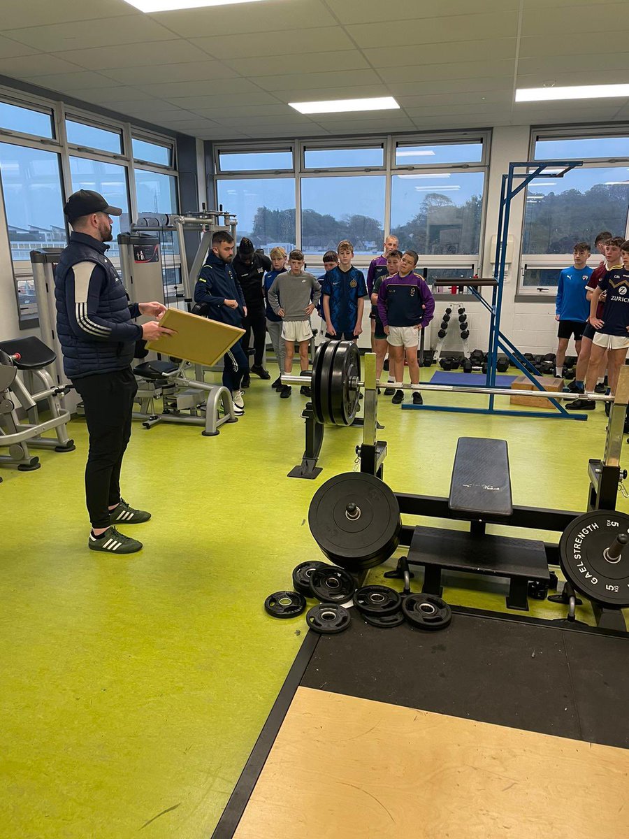 Wexford CBS GAA tweet media