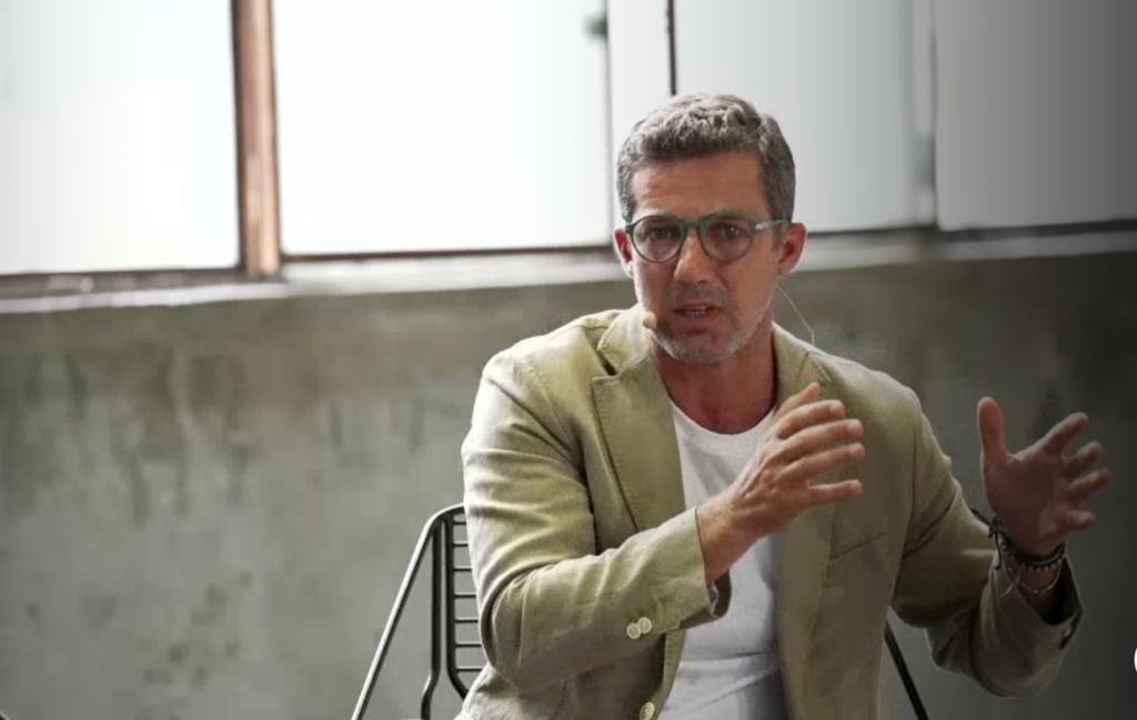 NGC_bio's tweet photo. 🌟 Exciting Moments at ModaLisboa! 🌟

I'm thrilled to share that our CEO, Ricardo Costa, was among the distinguished speakers at ModaLisboa. ✨

#MODALisboa #FashionInnovation #Sustainability #FashionForward https://t.co/RlUuUuzI0h