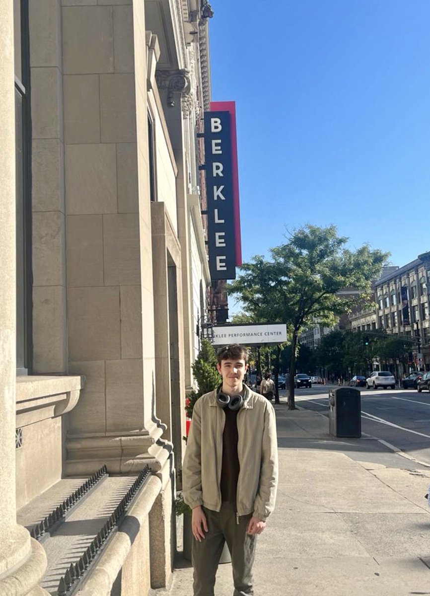 DC Music tweet media