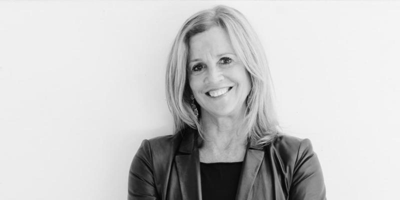 gregorianchance's tweet photo. Had a great conversation with Jane Hanson, an Emmy Award-winning television journalist and coach, who discusses the power of vulnerability and other ways advisors can improve their communication skills on a recent @barronsadvisor podcast. @janehanson https://t.co/AC0d5fkVrM https://t.co/inckGLfcrk