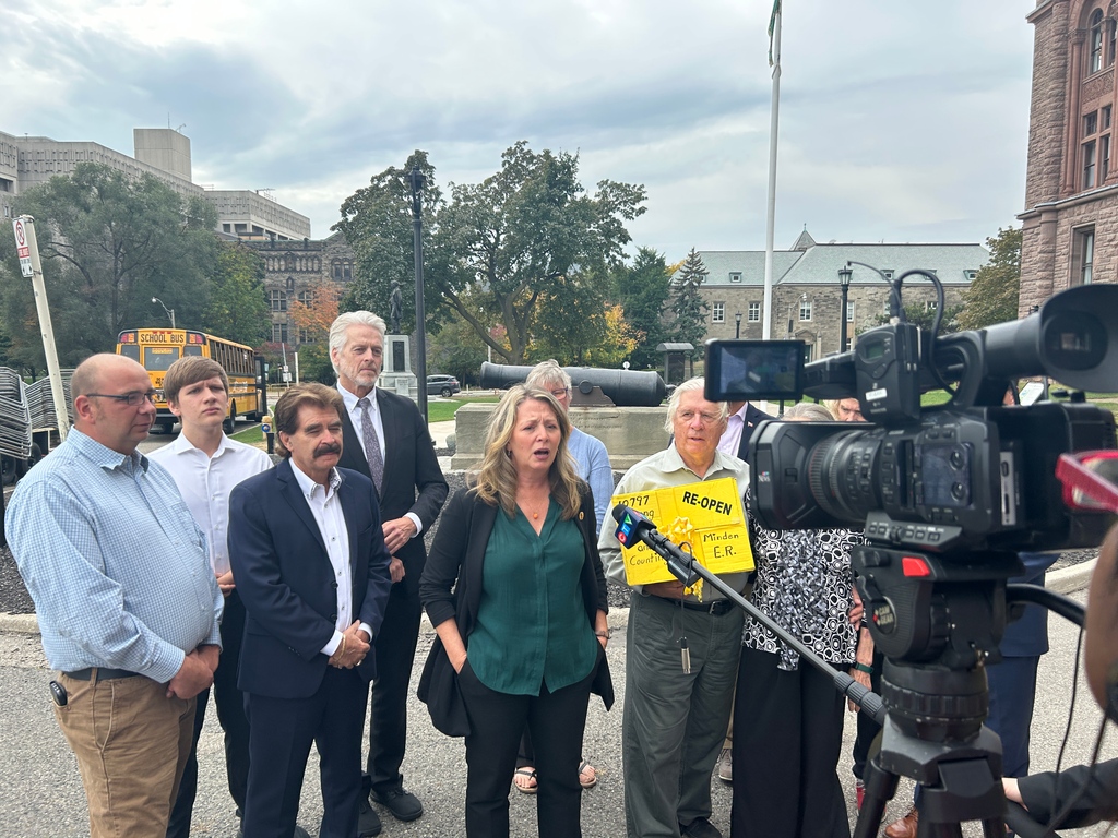 chrisglover's tweet photo. When the Conservatives closed Minden ER, the community said it would cost lives. A widow wrote that her ex-husband passed away five minutes out from Haliburton hospital. If the ER had been open, he may be alive. The Conservatives need to reopen the Minden ER. #OntHealth #ONPoli https://t.co/erBhfnGfQQ