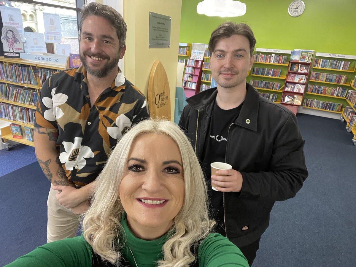 ChristiGabbitas's tweet image. Great team effort on day 4 of our week long festival. @BwDLibraries @ChildrensLFests 
Thank you to the super talented @Oli_Sykes89 @IanMorris_22 @bendavis_86 @andyseedauthor #LibrariesWeek #literacyforall