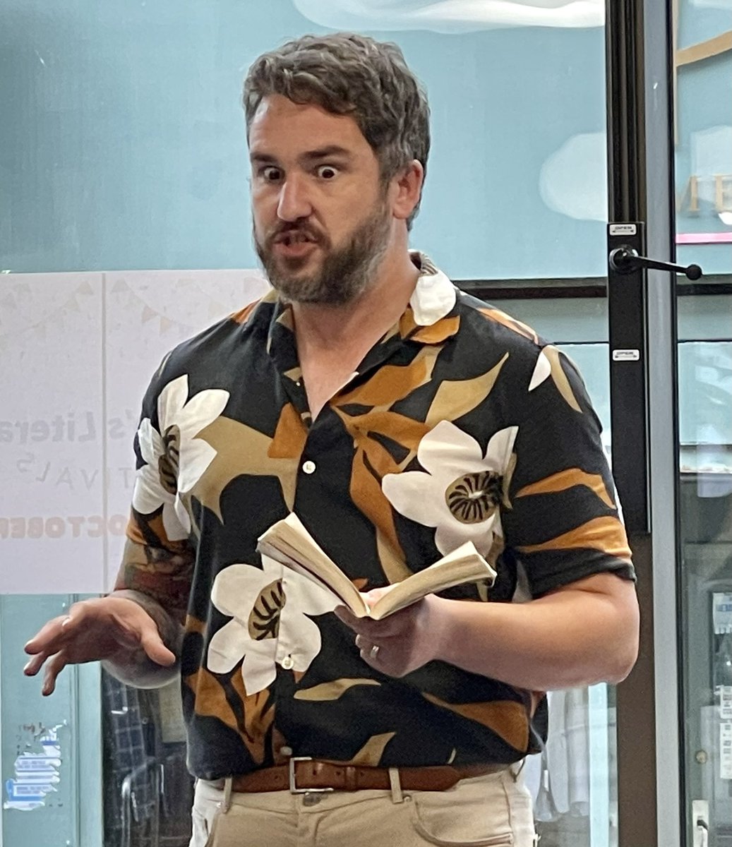 ChristiGabbitas's tweet image. Great team effort on day 4 of our week long festival. @BwDLibraries @ChildrensLFests 
Thank you to the super talented @Oli_Sykes89 @IanMorris_22 @bendavis_86 @andyseedauthor #LibrariesWeek #literacyforall