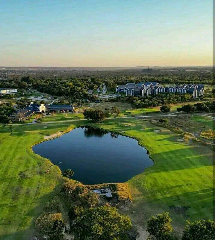 wesabiwaka's tweet photo. Rare tourist site in Zambia that many African Tourists are yet to explore  — Bonanza Golf Club, Lusaka, Zambia🇿🇲 https://t.co/CZa6BEcBUz