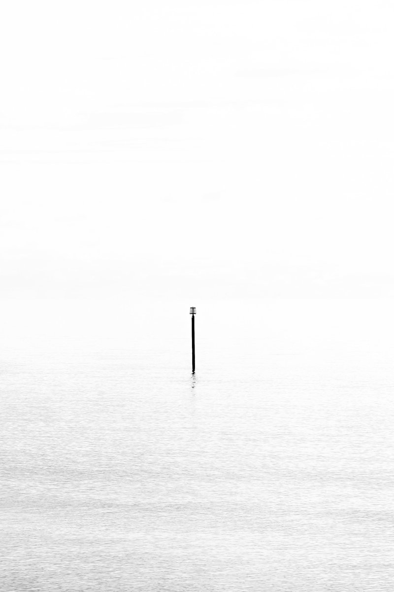 ritchiesacra's tweet image. Cusp

If you listen carefully you can hear the ocean gently teasing. 
Just like with time.
Imperceptible, but nonetheless there.
We don’t notice until life events knock on our door. 
So it is with this image.
The post is one such landmark event.

objkt.com/asset/KT1QPTpe…

5 $XTZ