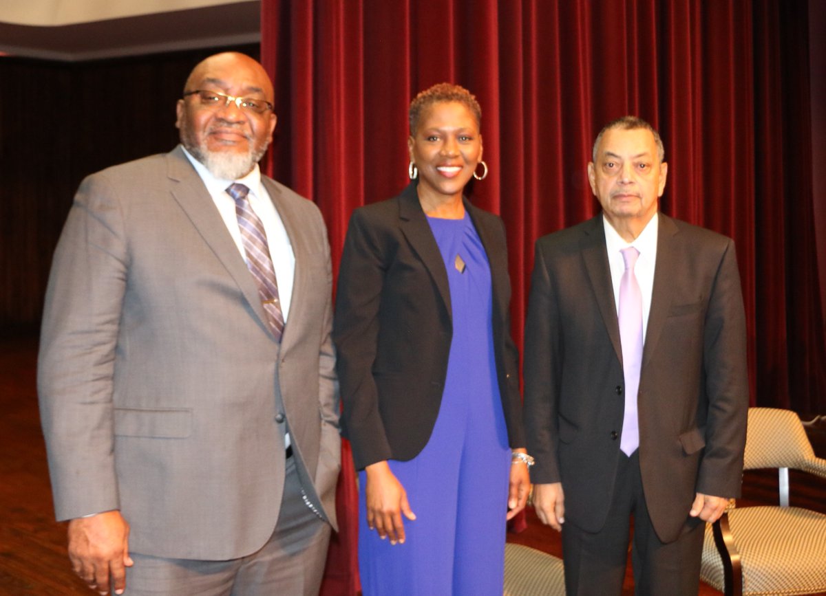 WCCS kicked off the Life 101 Opening Session this morning. Speakers for the event were Marquis Forge, CEO of MRaine Industries, Maxine C. Sturdivant, Director of Adult Education and Transitional Studies/QEP Director, and WCCS President Dr. James M. Mitchell.