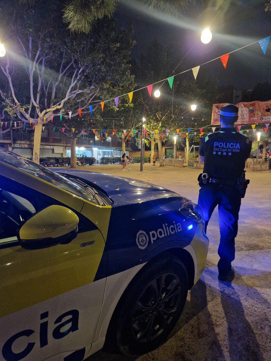 policiastc (@policiastc) on Twitter photo En marxa dispositiu <a href="/policiastc/">policiastc</a> per FM Monestir-St Francesc #SantCugat <a href="/ajsantcugat/">Aj. Sant Cugat</a> #plcoll En marxa dispositiu <a href="/policiastc/">policiastc</a> per FM Monestir-St Francesc #SantCugat <a href="/ajsantcugat/">Aj. Sant Cugat</a> #plcoll