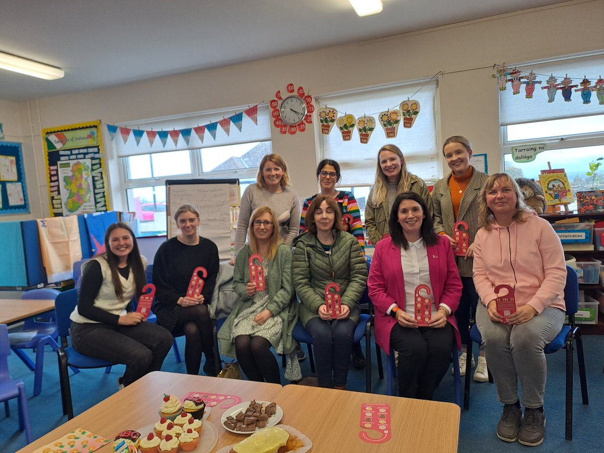 We were delighted to have Rachel from <a href="/BreastCancerIre/">BreastCancerIreland</a> this afternoon for a breast health awareness talk. Great information  to educate women and men on the early warning signs of breast cancer and how to self-check. #AwarenessSavesLives <a href="/DerrinabrocNS/">St. Colman's N.S.</a> <a href="/KilmoveeNS/">kilmoveens</a>