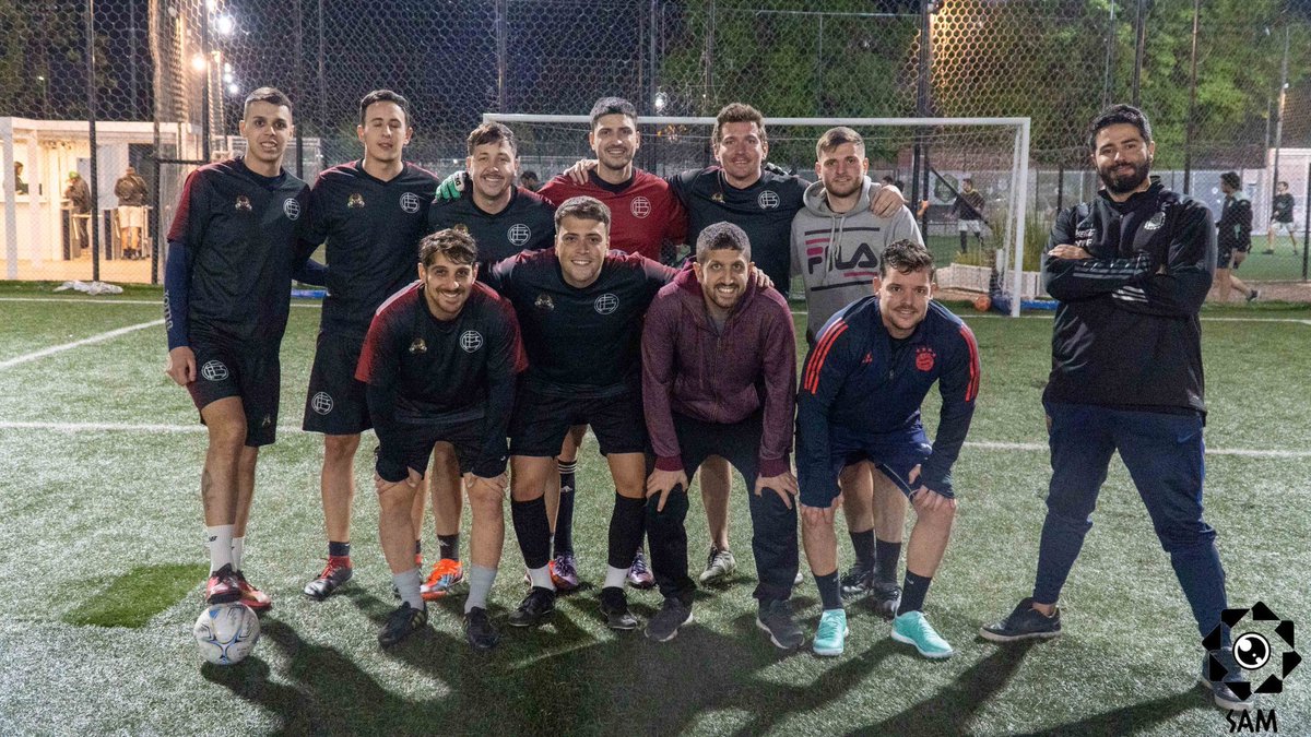 ¡<a href="/LanusMedios/">Lanus Medios</a> en la foto ! 

El equipo es  semifinalista de la Copa 🇦🇷 y por ahora está en zona 

de clasificación en la Copa de la Liga🏆

( 2 triunfos y 2 derrotas ) con 6 ptos, son los  torneos que tiene el grana en 2023

@nicofenandez14
<a href="/agustinsco/">Agustin Scoccimarro 🇱🇻</a> <a href="/Fabridiaz14/">Fabrizio Díaz</a> <a href="/david9caruso/">David</a>