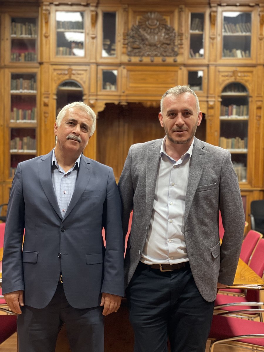 Programın 1.oturumu, öğrencilere Mustafa Kemal Paşa'nın Nutuk adlı eseri hediye edilerek sonlandırıldı.

Programa katılan Üniversitemiz Tarih Bölümü (<a href="/istanbul_tarih/">İstanbul Tarih</a>) Kıymetli Hocalarına ve değerli katkılarıyla etkinliğimize renk katan öğrenci arkadaşlarımıza çok teşekkür ederiz.