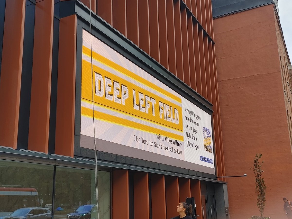 FakeWilner1's tweet photo. Well isn't this swell? The Toronto Star gave me space on an electronic billboard. Rogers wasn't doing that when I was enlightening fans. https://t.co/g8WLfcQFbo