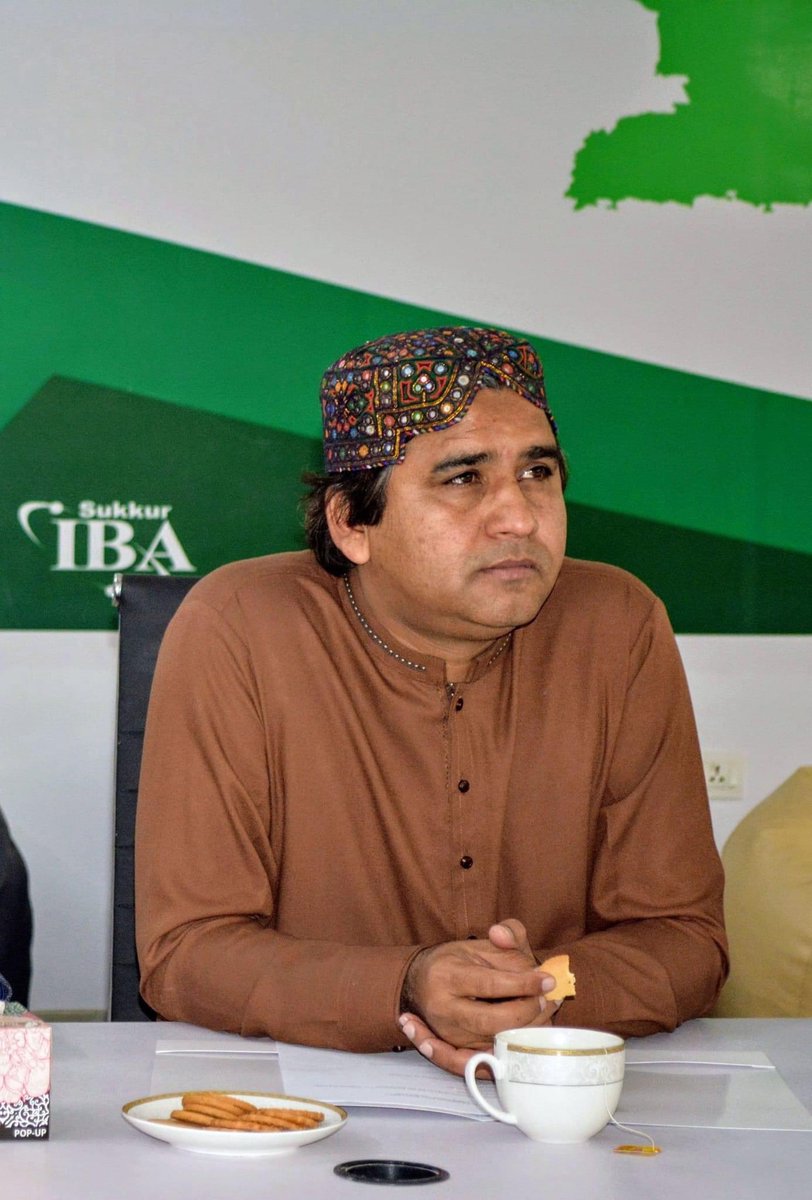 EngrAbrarsawand's tweet photo. اڄ استادن جي عالمي ڏينهن جي موقعي تي اسان شهيدپروفيسر اجمل ساوند کي خراج تحسين پيش ڪيون ٿا.

نگران حڪومت کان مطالبو ٿا ڪيون تہ خدارا شهيد اجمل جي ناحق خون جو حساب ورتو وڃي ءِ قاتل گرفتار ڪيا وڃن.

#teacherday2023 
#JusticeForAjmalSawand https://t.co/EI7pkS2iYp