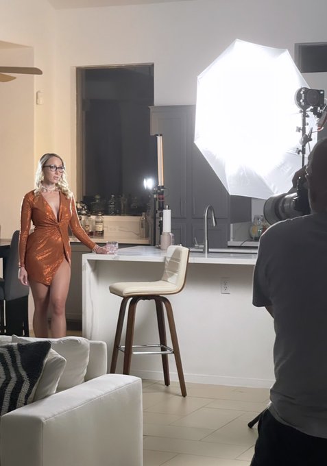 Super hot stuff happened last night with the amazing @DeanCapture and super sexy @XxxJoslyn !! We created<a href="/tag/hot"class="tags"><span>#hot</span></a><a href="/tag/blondemilfs"class="tags"><span>#blondemilfs</span></a>