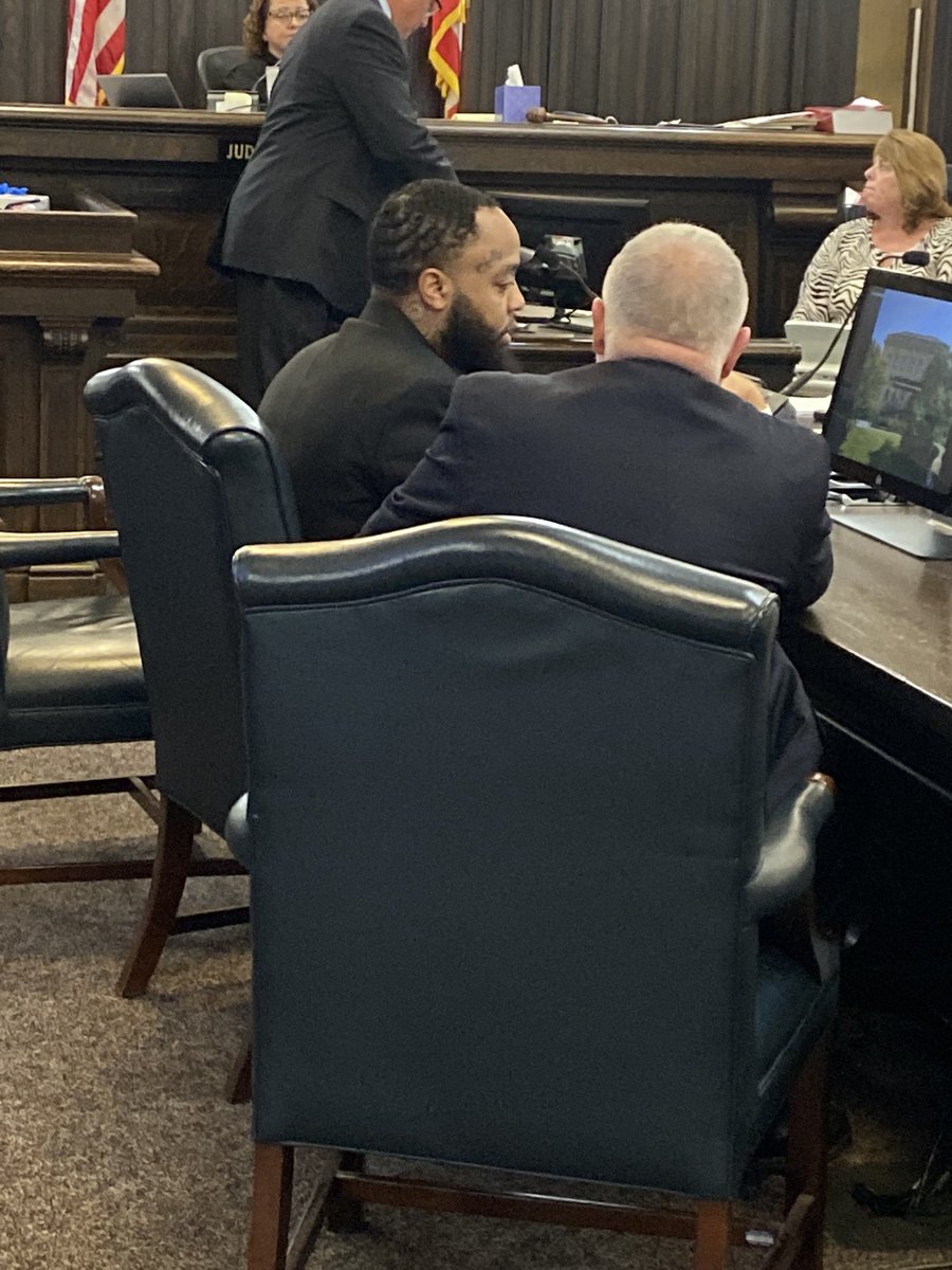Closing arguments are happening this afternoon in Deair Wray’s trial in Summit court for a there. shooting in Cuyahoga Falls that left a man dead and a woman injured. Jurors will then begin deliberating.