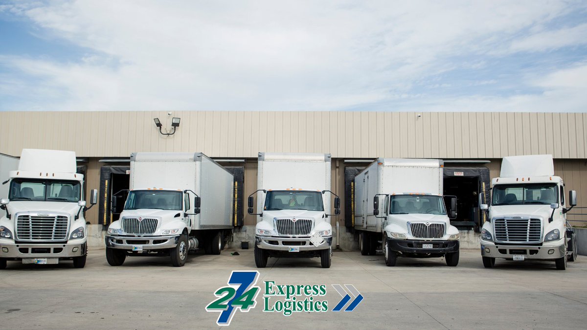 247Logistics_'s tweet photo. 🛣️ Exploring truck driving jobs in KC or St. Louis? 

Check out 24/7 Express Logistics – where you'll find a supportive team, full benefits, and the chance to make it home every night. ➡️ https://t.co/reD7Oo0wgW 

#TruckDrivingCareers #KCJobs #StLouisJobs #247ExpressLogistics https://t.co/tVpDwW3POn