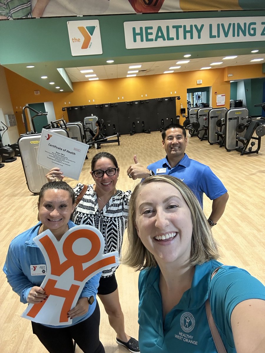 healthyworange's tweet image. Our #healthyselfie winners are officially signed up for their one-year family memberships at @YMCARoper, worth $1,250 each! We are so excited for Talia and Beth’s families! 🎉 💪🏼 😄