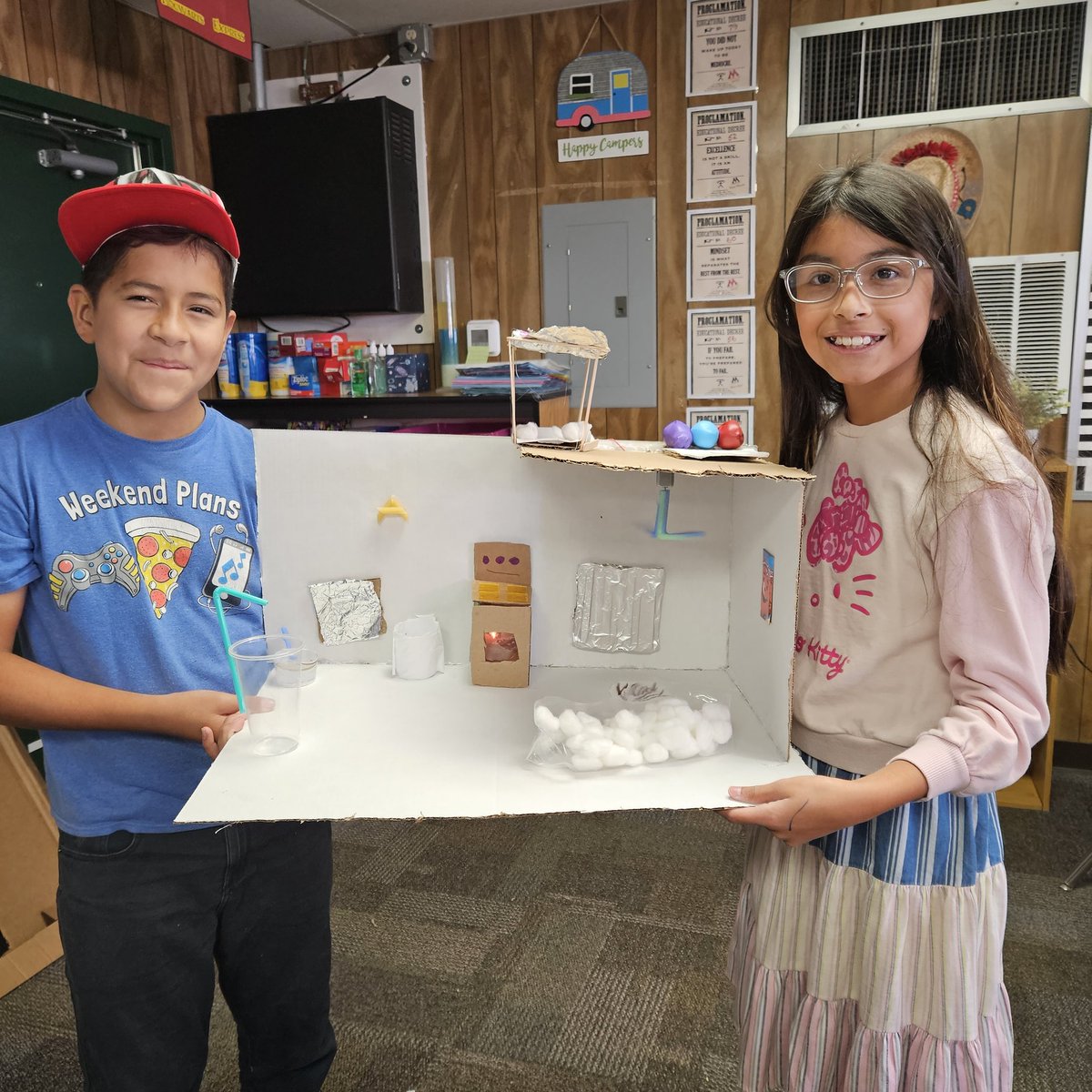 ASantana_JHS's tweet photo. Thats a wrap for intersession!Students used their knowledge of the 5 types of energy to create and build their very own house! They also had to include the reflection and refraction of light in their build. π©βπ§π©βπ¬π #HawkPrideSISD #TeamSISD https://t.co/sb9icAzM8V
